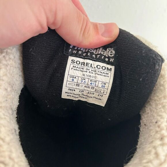 Sorel tall winter rubber snow boots size 9 - Picture 8 of 9